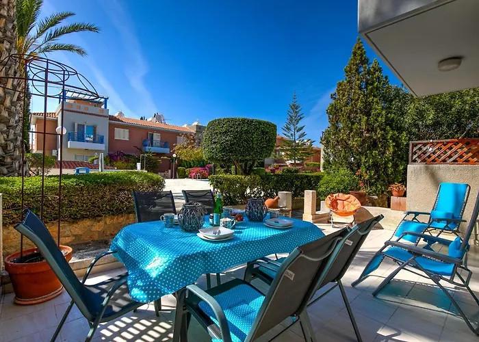 Antonia's Palace Rooftop Jacuzzi Stunning View Vila Paphos