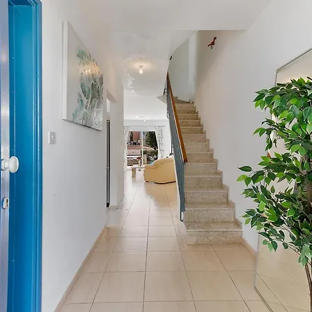 Antonia's Palace Rooftop Jacuzzi Stunning View Villa