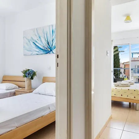 Villa Antonia's Palace Rooftop Jacuzzi Stunning View Paphos