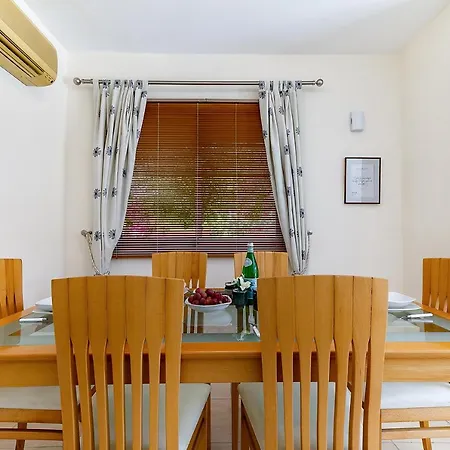 Villa Antonia's Palace Rooftop Jacuzzi Stunning View *