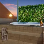 Antonia's Palace Rooftop Jacuzzi Stunning View Villa