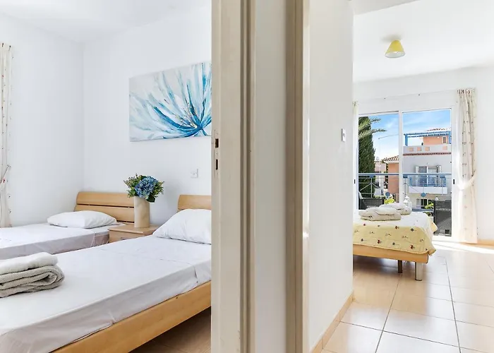 ヴィラ Antonia's Palace Rooftop Jacuzzi Stunning View パ フォス